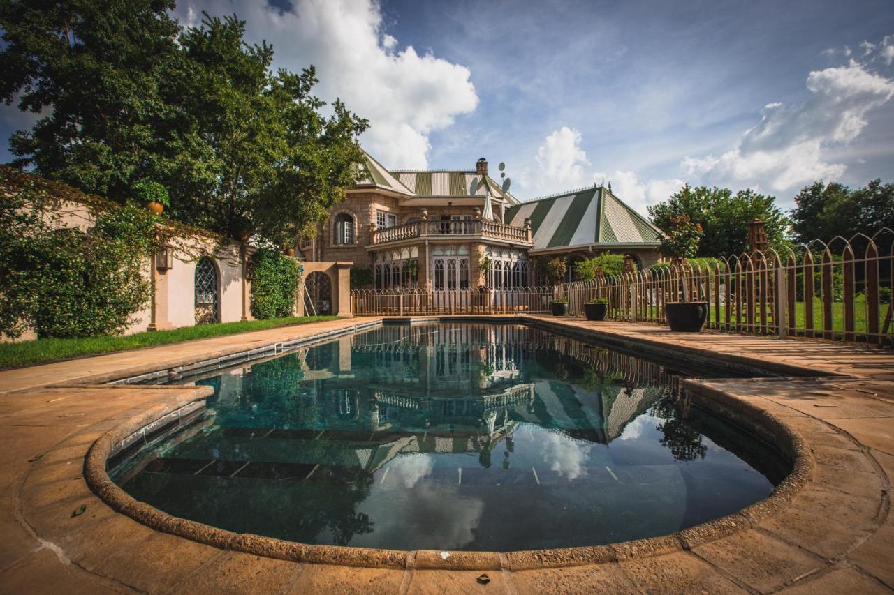 Schoon Huis Manor Kempton Park Exterior photo